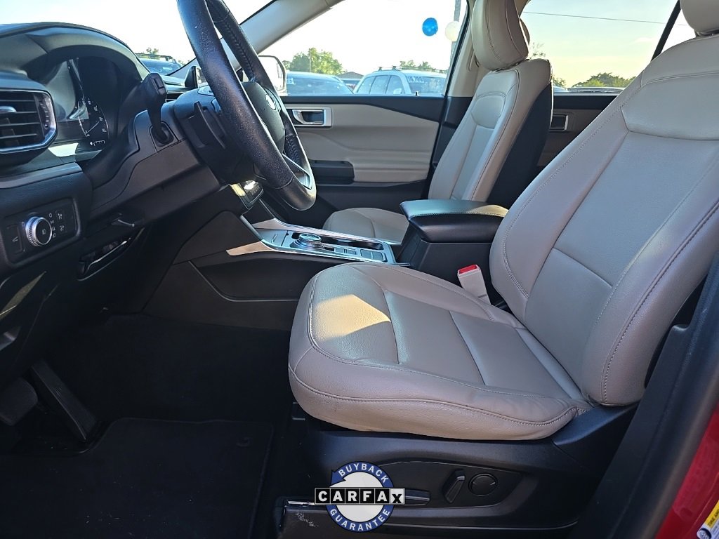 Used 2020 Ford Explorer XLT w/ Equipment Group 202A image 26