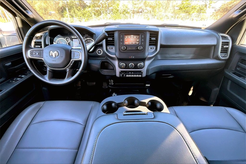 Used 2024 RAM 5500 Tradesman w/ Chrome Appearance Group image 8