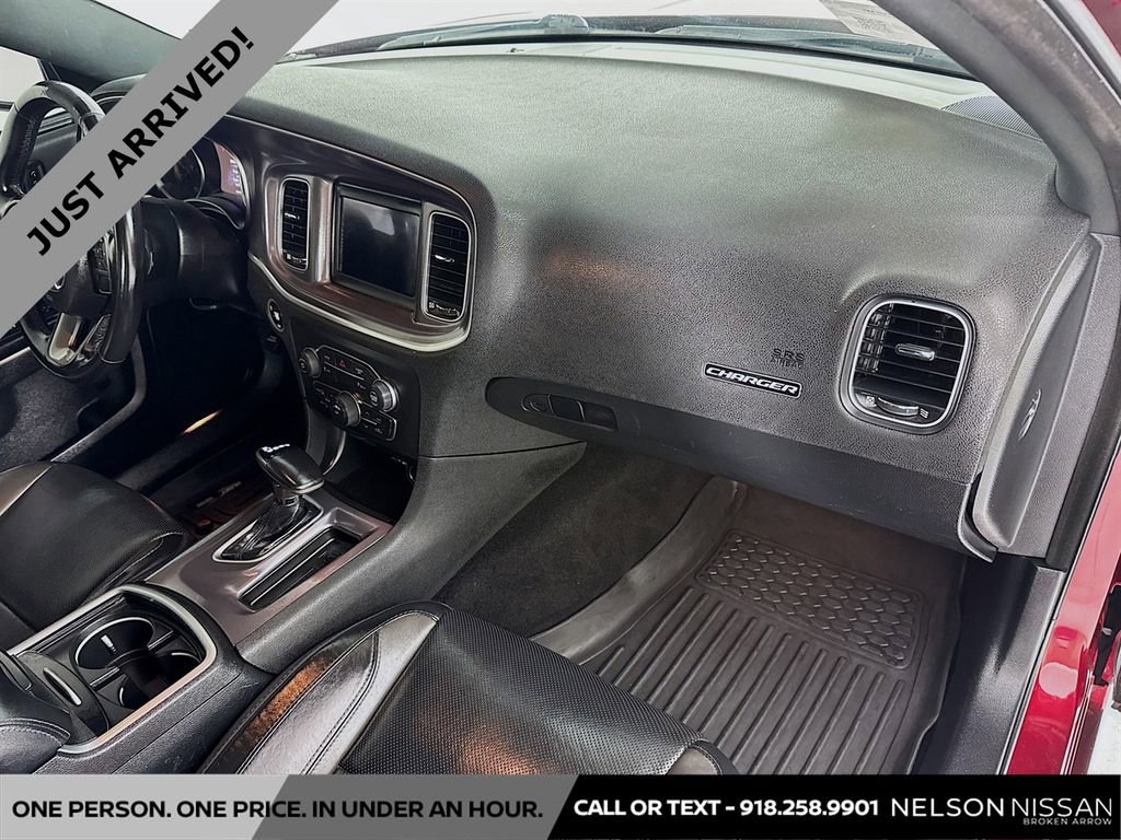 Used 2019 Dodge Charger SXT w/ Leather Interior Group image 28