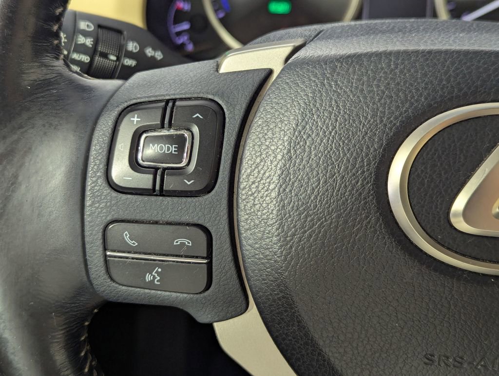Used 2015 Lexus NX 300h FWD w/ Luxury Package image 8