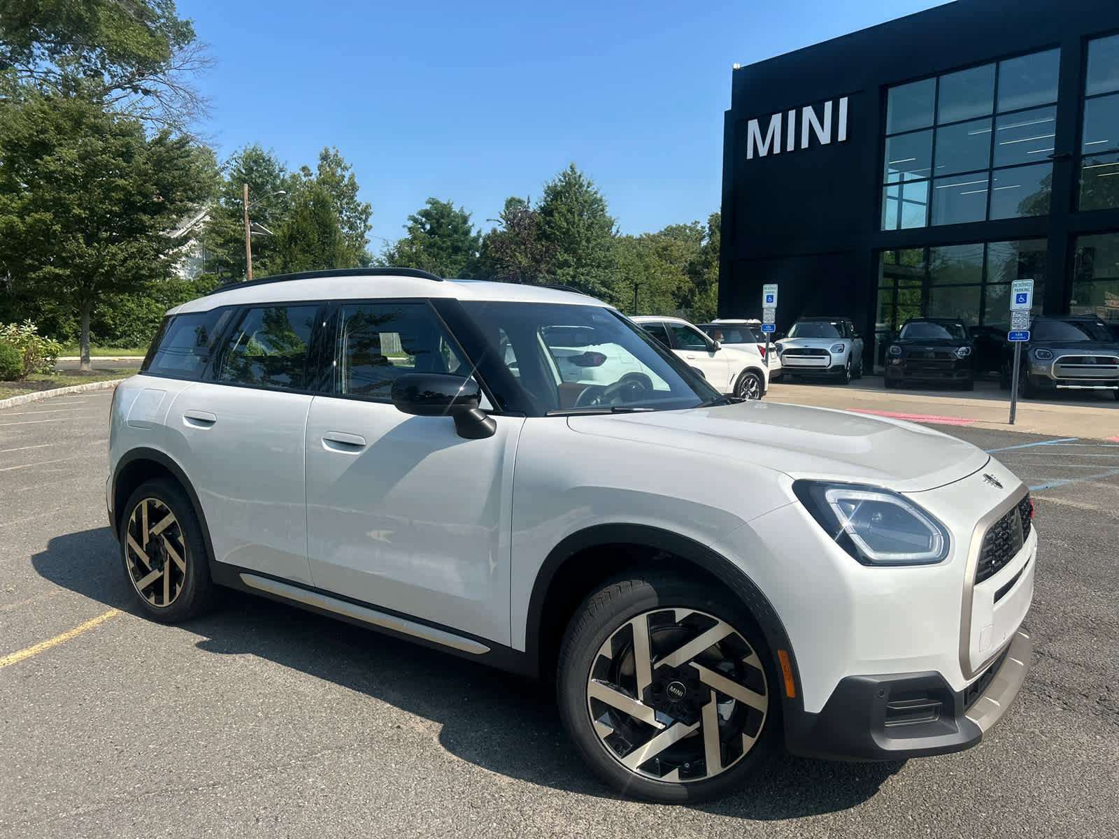 New 2025 MINI Cooper Countryman S image 1