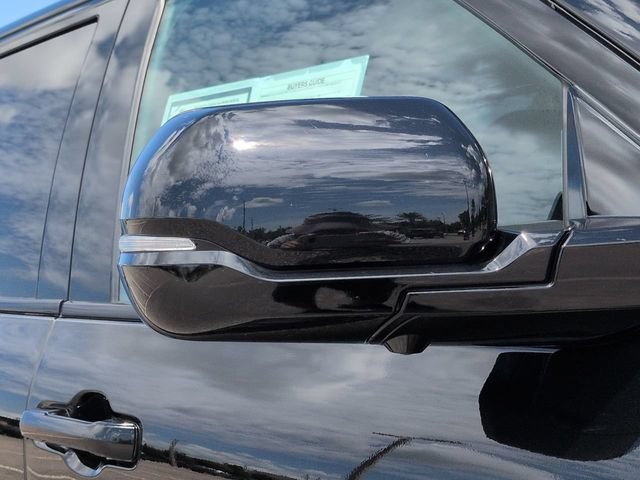 Used 2023 Toyota Tundra Platinum AWD/4WD image 12