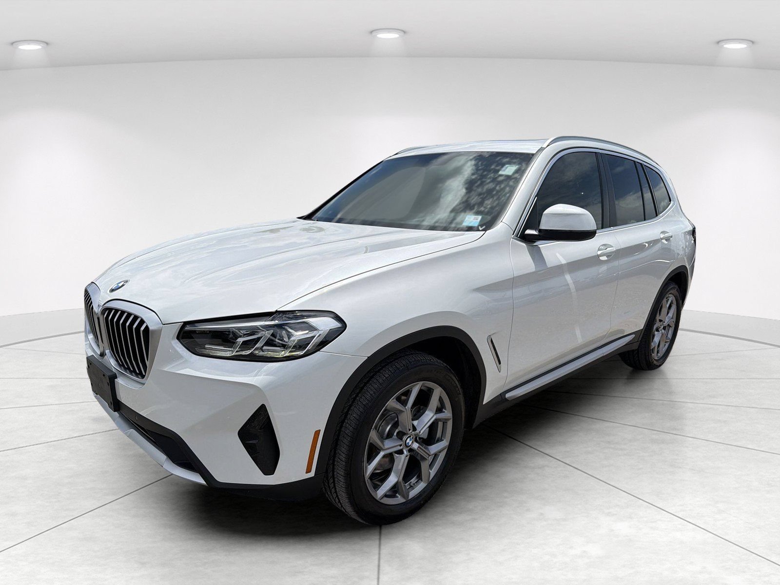 Used 2023 BMW X3 xDrive30i w/ Premium Package AWD/4WD image 8