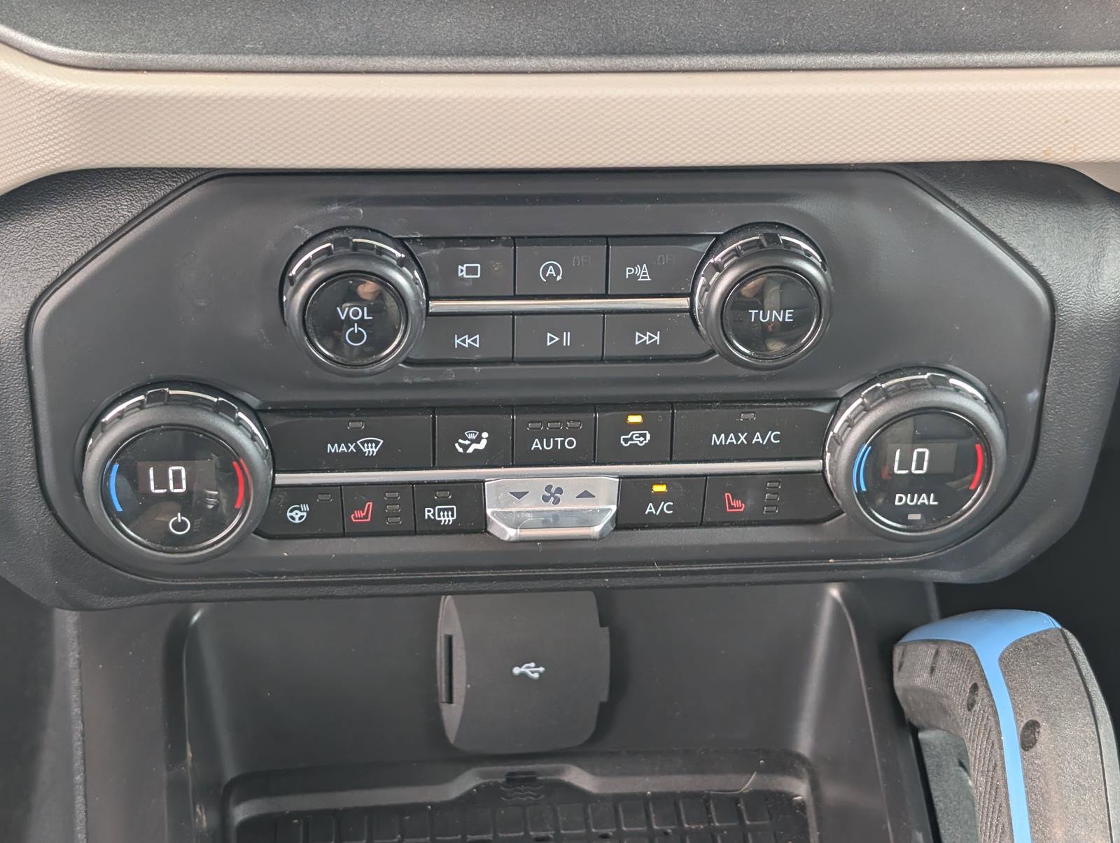 Used 2024 Ford Bronco Wildtrak image 30