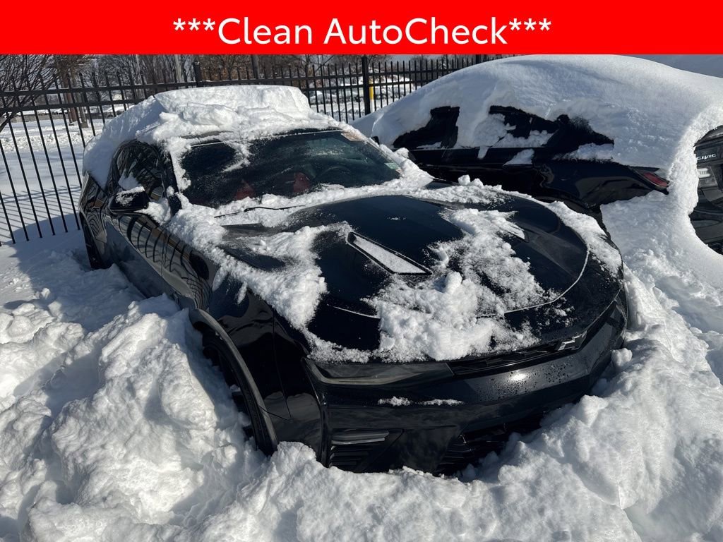 Used 2018 Chevrolet Camaro SS image 3