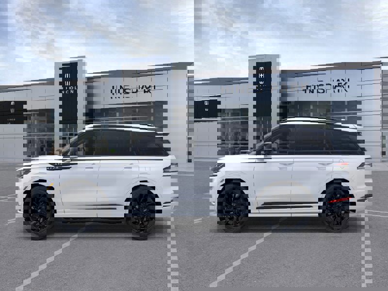 New 2026 Lincoln Aviator Reserve image 3