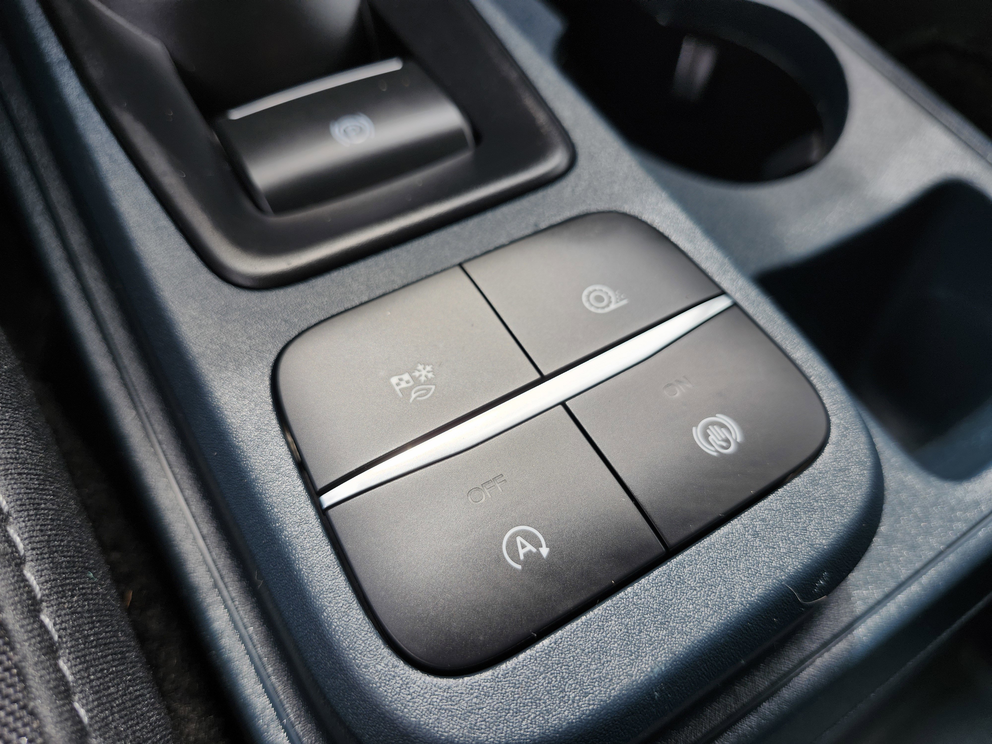 Used 2024 Ford Maverick XL image 9