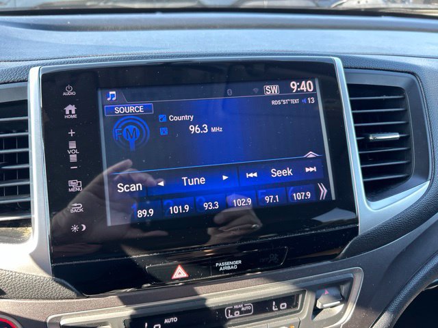 Used 2017 Honda Pilot EX image 13