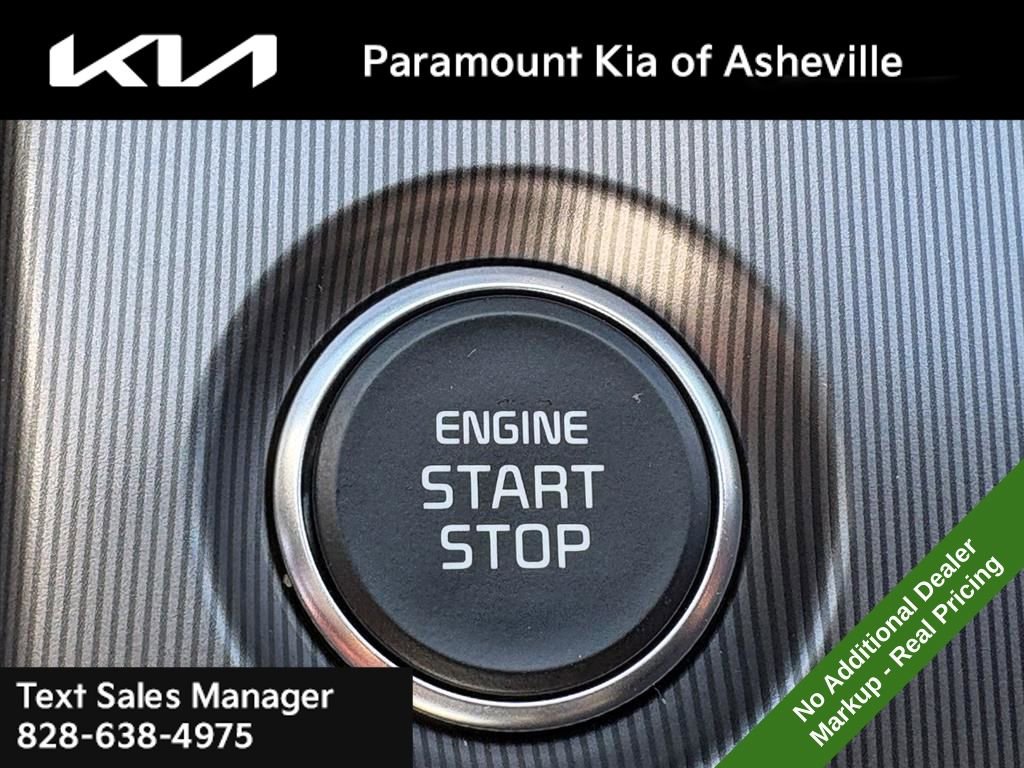 New 2026 Kia Sportage EX image 14
