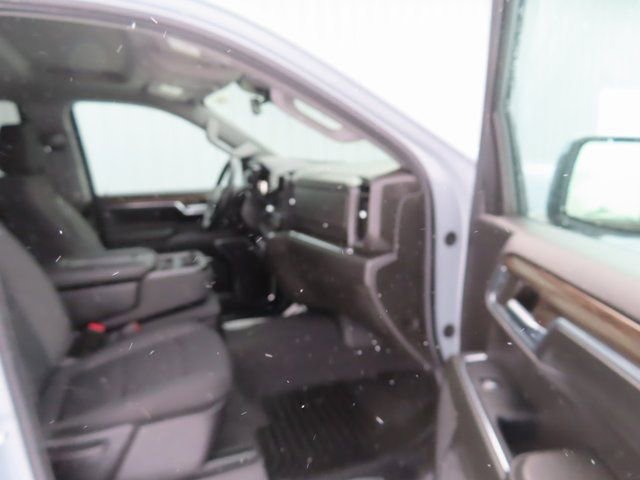 Used 2024 Chevrolet Silverado 1500 LT image 25