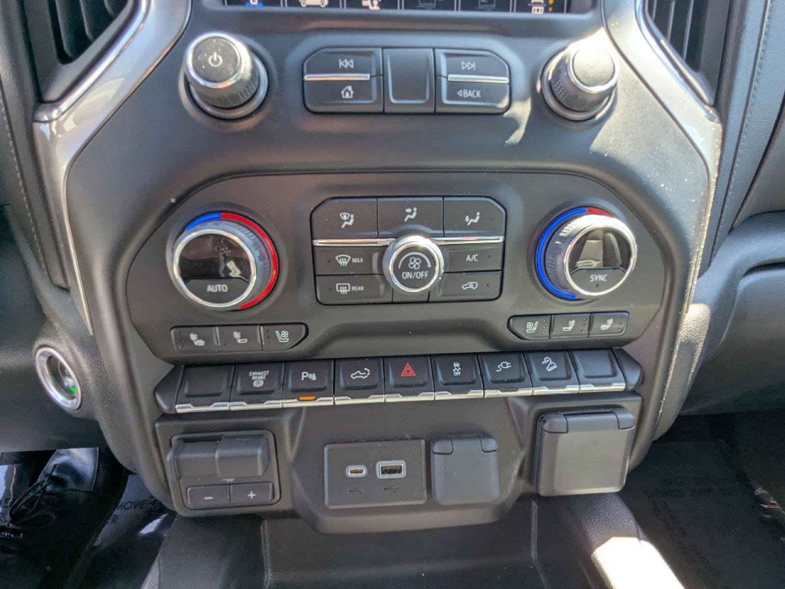Used 2022 Chevrolet Silverado 2500 LTZ w/ LTZ Plus Package AWD/4WD image 12