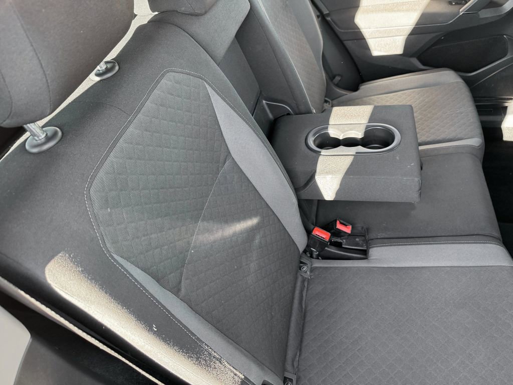 Used 2020 Volkswagen Tiguan S image 26