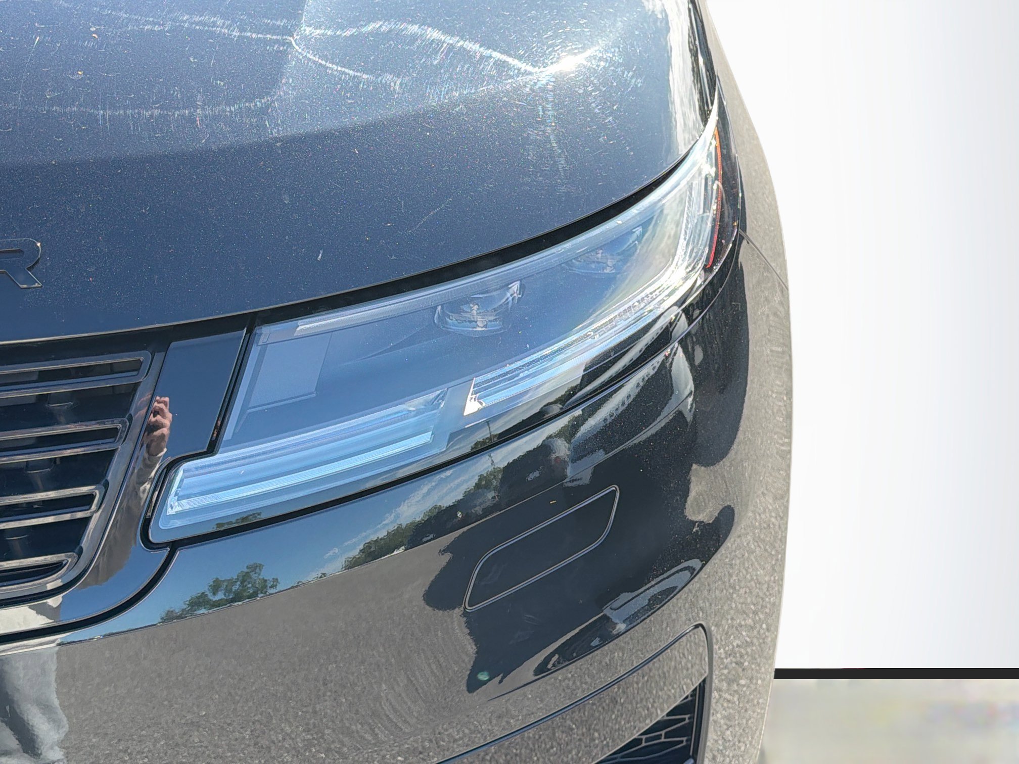 Used 2024 Land Rover Range Rover Sport SE image 44