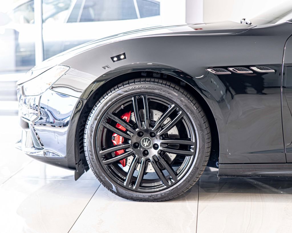 Used 2021 Maserati Ghibli RWD image 8