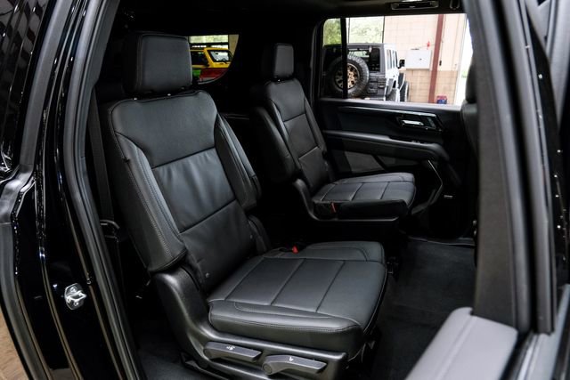 Used 2026 Chevrolet Suburban Z71 w/ Comfort Package AWD/4WD image 67