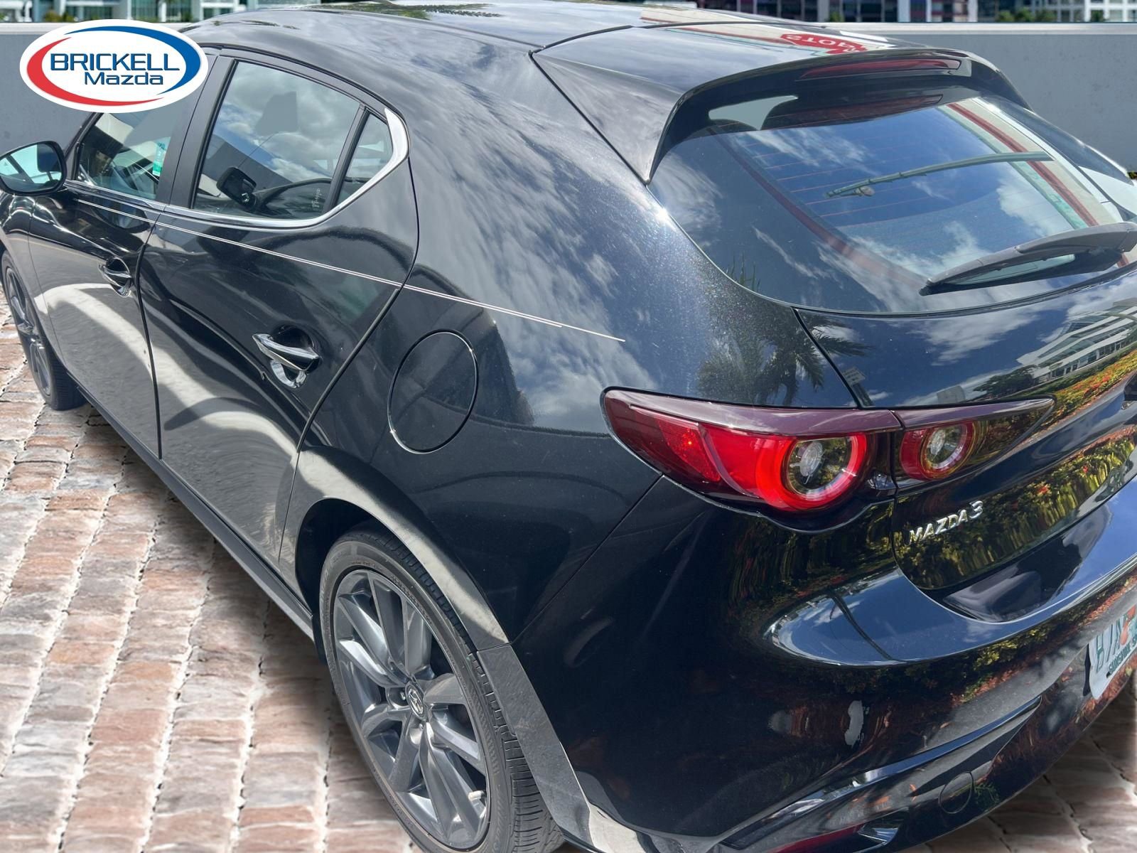 Used 2023 MAZDA MAZDA3 s image 4