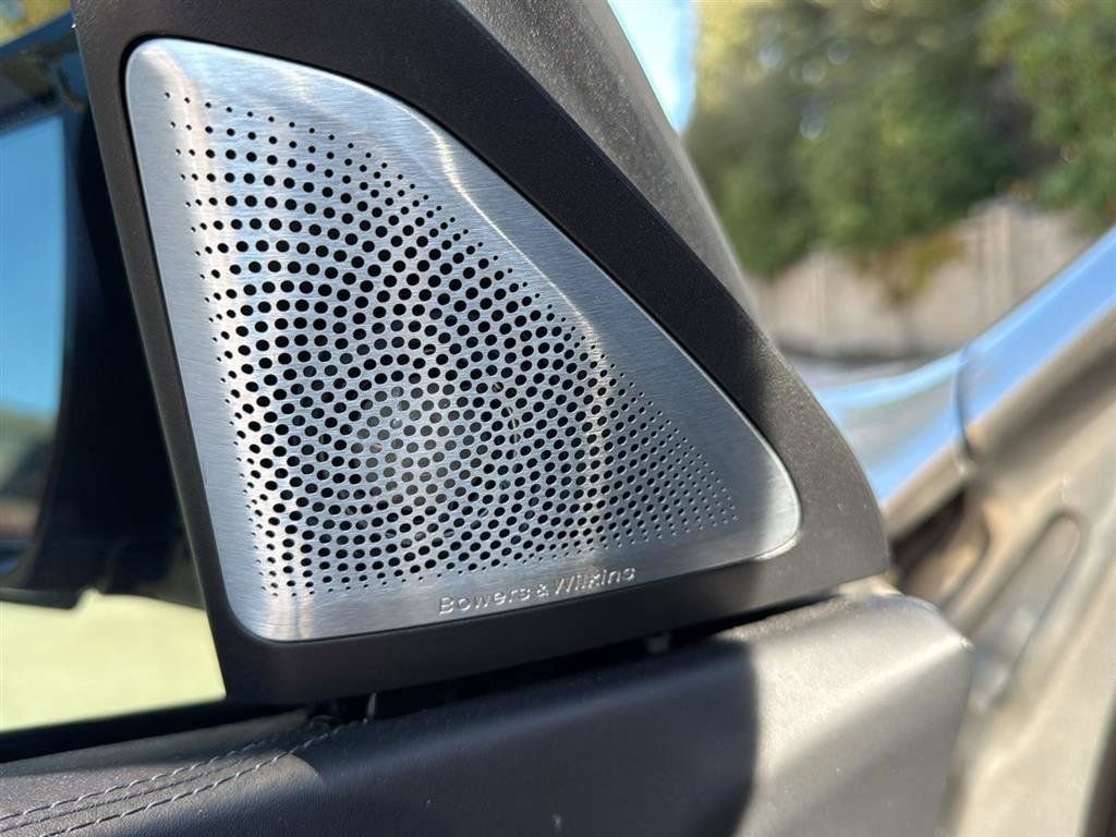 Used 2021 BMW X6 M w/ Competition Package image 27