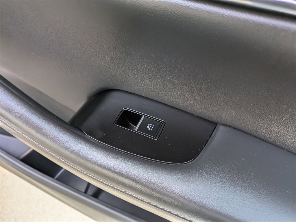 Used 2025 MAZDA CX-30 AWD 2.5 S w/ Preferred Package image 34