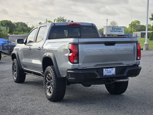 Used 2024 Chevrolet Colorado ZR2 w/ ZR2 Convenience Package III AWD/4WD image 5