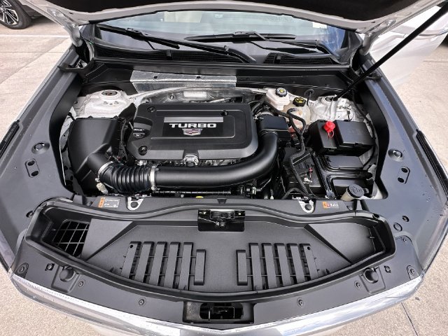 Certified 2024 Cadillac XT4 Luxury w/ Cold Weather Package FWD image 34