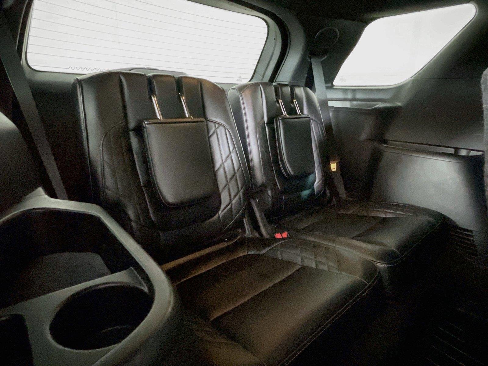 Used 2016 Ford Explorer Platinum AWD/4WD image 29