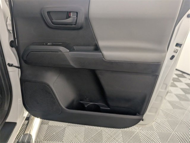 Used 2019 Toyota Tacoma SR w/ SR Convenience Package image 28