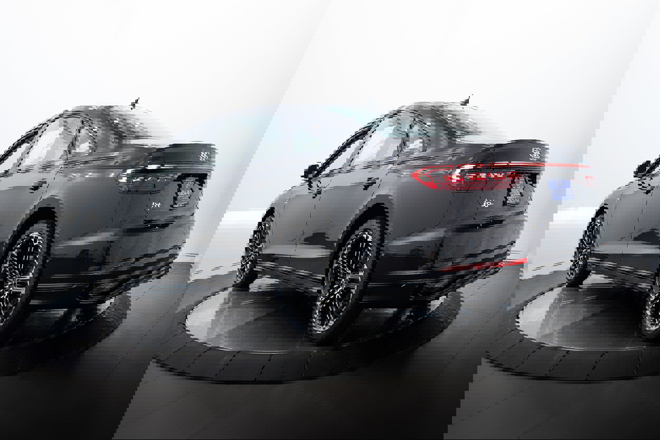 New 2025 Audi A8 L 3.0T image 5