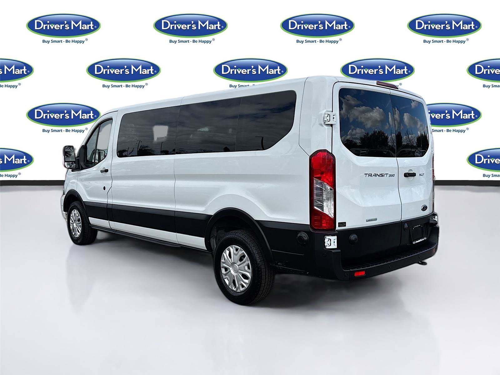 Used 2024 Ford Transit 350 XLT image 5
