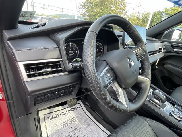 Used 2025 Mitsubishi Outlander SEL Black Edition image 28