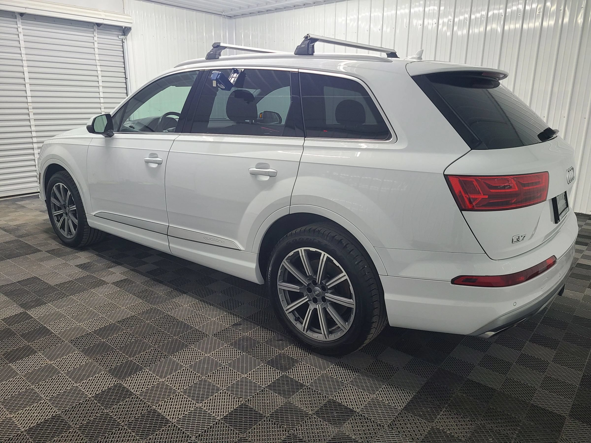 Used 2018 Audi Q7 2.0T Premium Plus AWD/4WD image 9