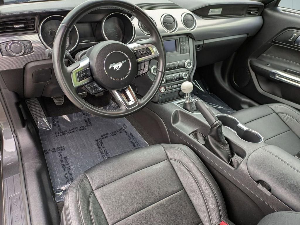 Used 2019 Ford Mustang GT RWD image 11