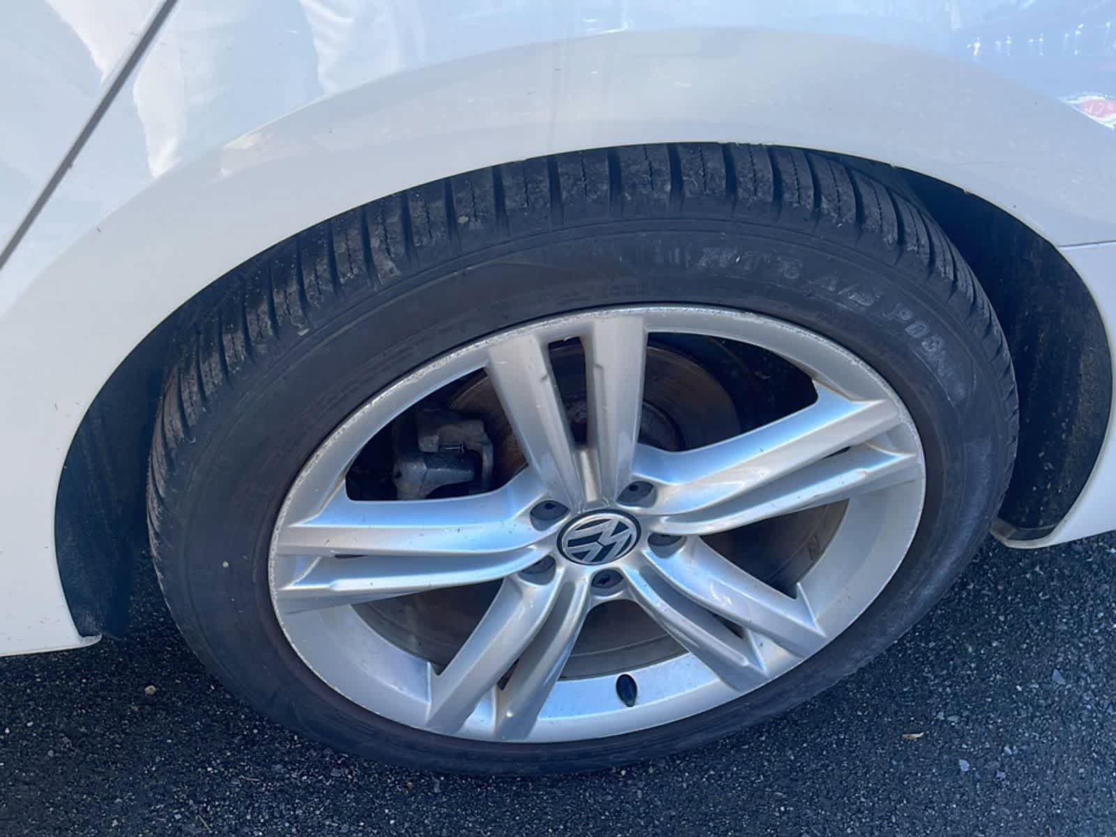 Used 2014 Volkswagen Passat 1.8T FWD image 19
