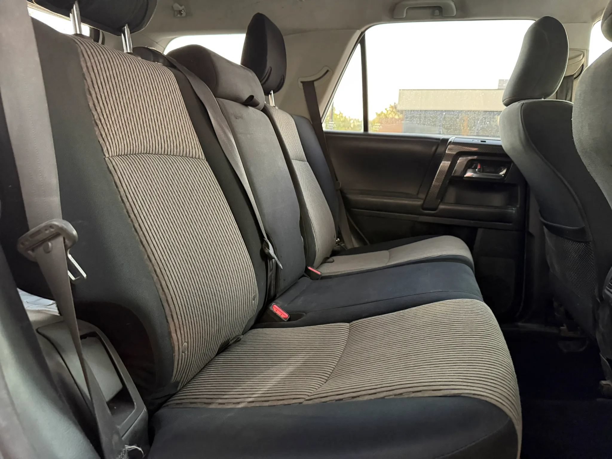 Used 2014 Toyota 4Runner SR5 AWD/4WD image 14