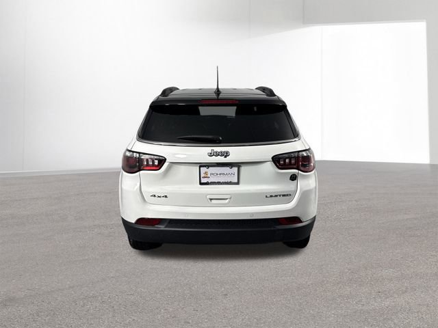 Used 2025 Jeep Compass Limited image 31