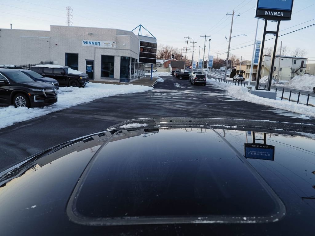 Certified 2024 Chevrolet Trax ACTIV w/ Sunroof Package image 10