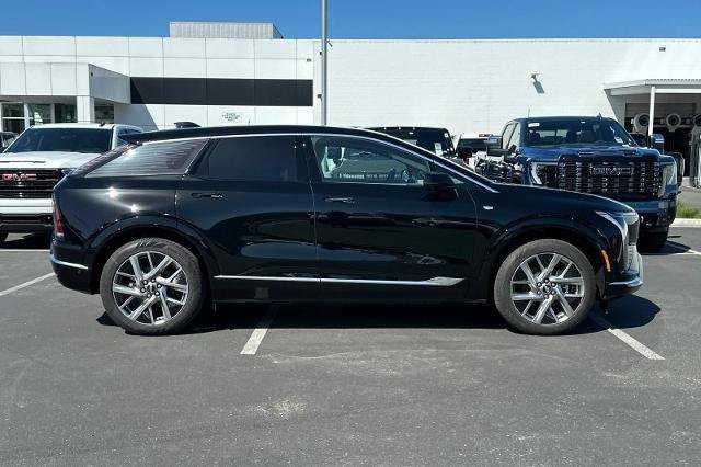 New 2027 Cadillac Optiq Luxury RWD image 2
