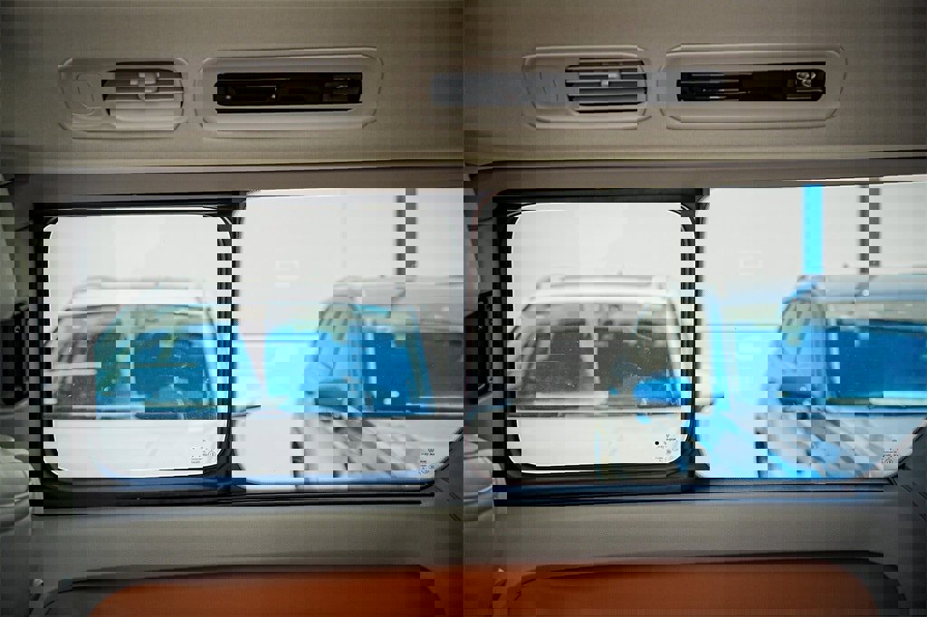 New 2025 Volkswagen ID. Buzz Pro S Plus image 33