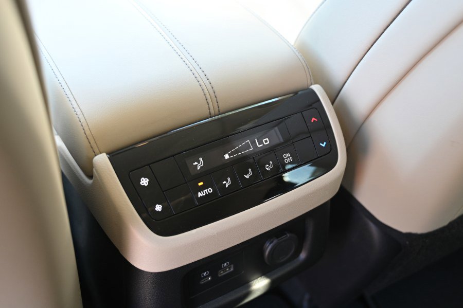 Used 2023 INFINITI QX60 Luxe w/ Cargo Package AWD/4WD image 20