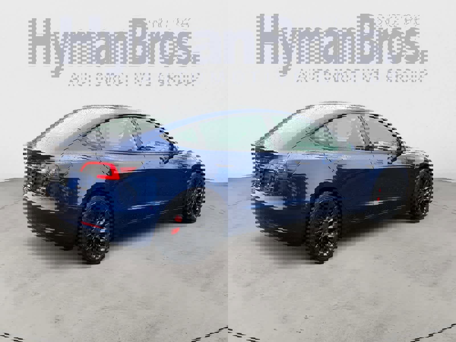 Used 2023 Tesla Model 3 Performance image 3