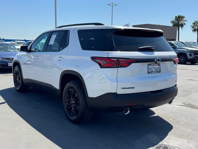 Certified 2023 Chevrolet Traverse LT FWD image 3