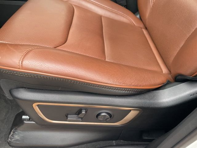 Used 2022 RAM 1500 Limited w/ Body Color Bumper Group image 6