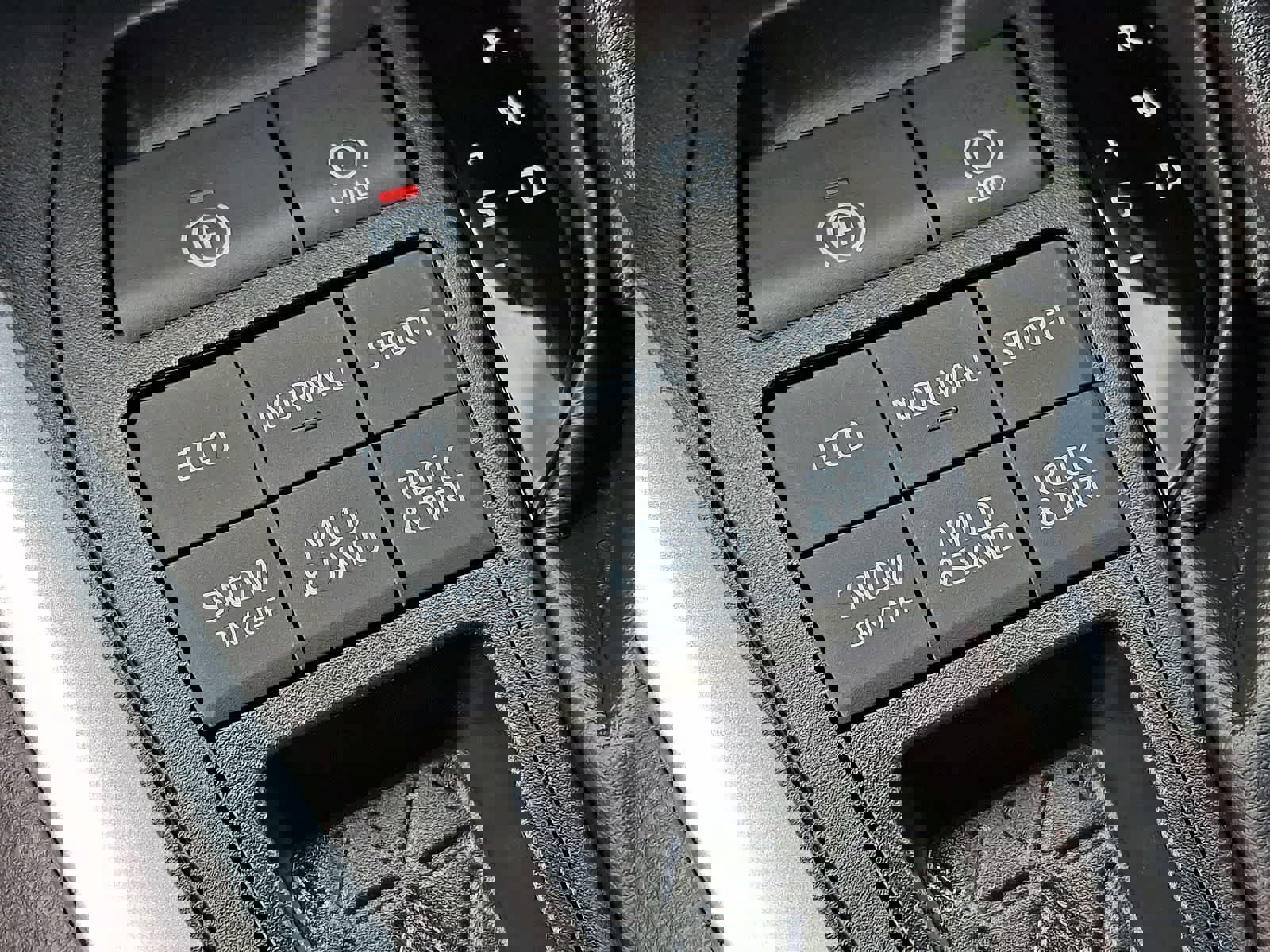 Used 2023 Toyota RAV4 XLE Premium image 28