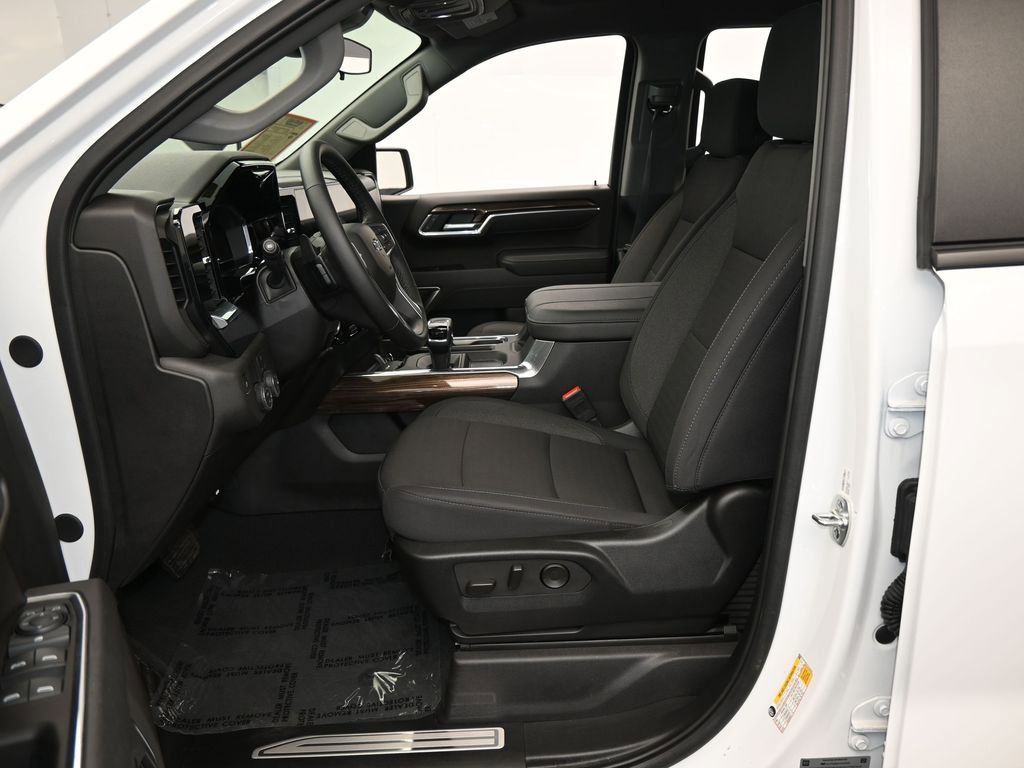 Used 2025 Chevrolet Silverado 1500 RST image 11