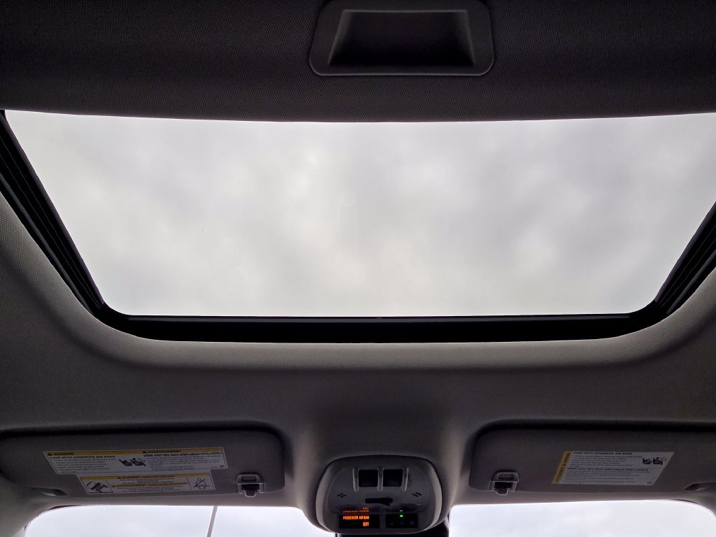 Used 2025 Chevrolet Trax ACTIV w/ Sunroof Package FWD image 25