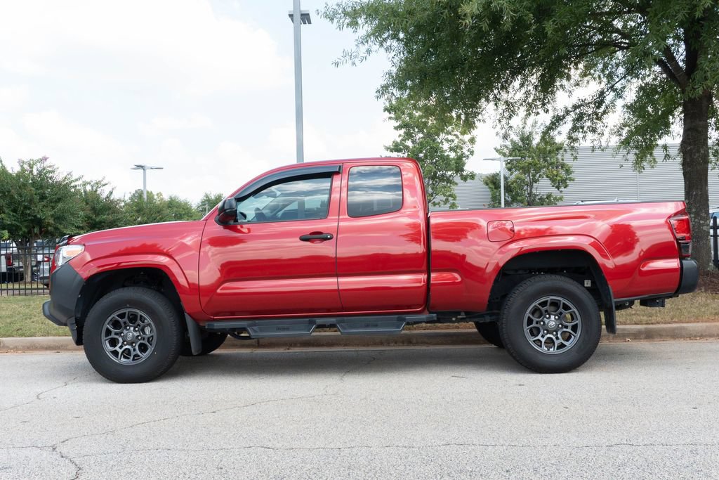 Used 2023 Toyota Tacoma SR AWD/4WD image 10