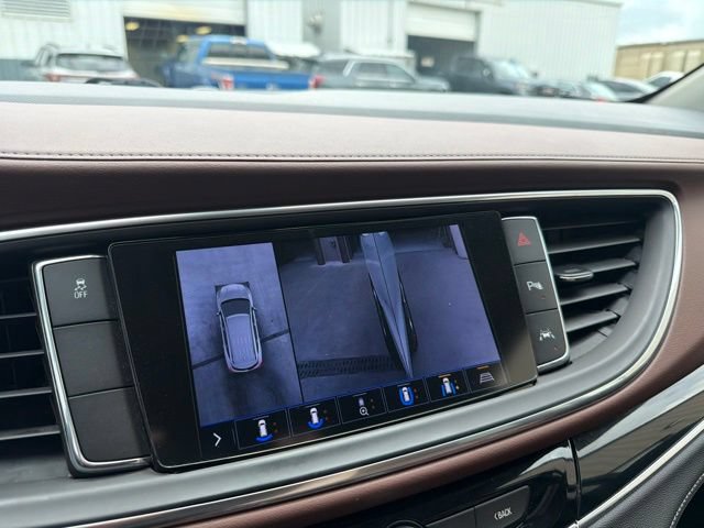 Used 2020 Buick Enclave Avenir FWD image 21