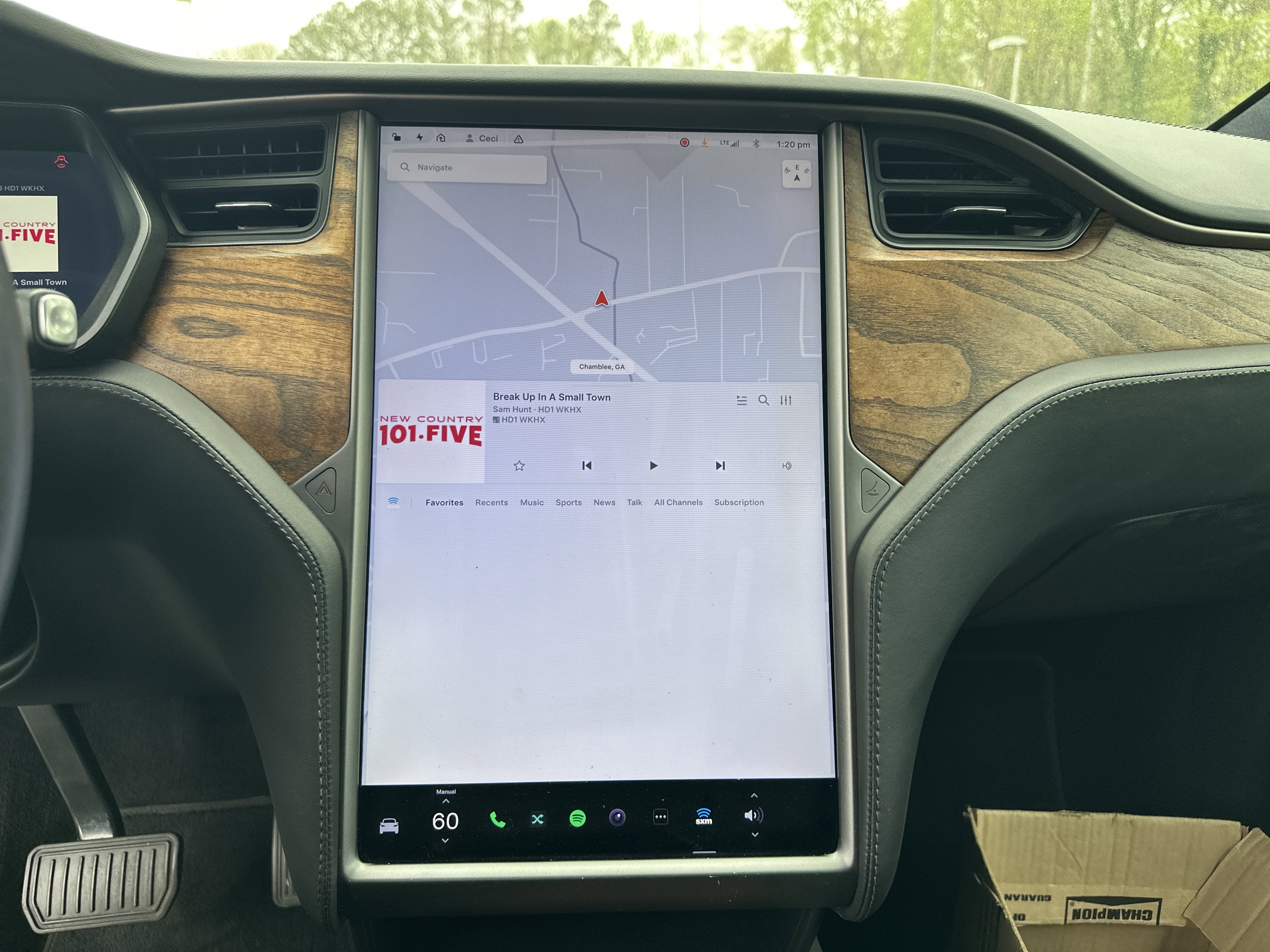 Used 2019 Tesla Model X Long Range image 30