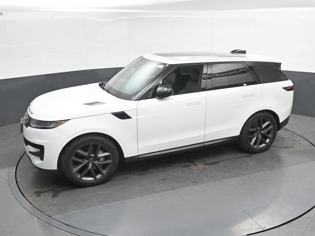 Used 2024 Land Rover Range Rover Sport SE AWD/4WD image 36