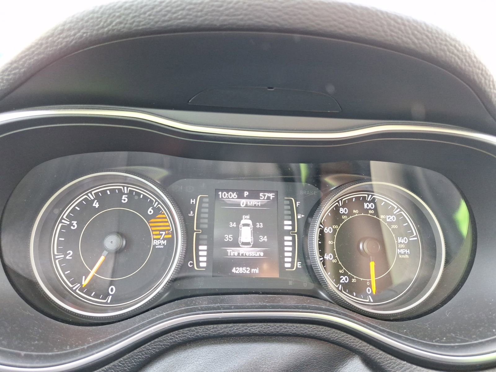 Used 2019 Jeep Cherokee Latitude w/ Popular Appearance Group image 20