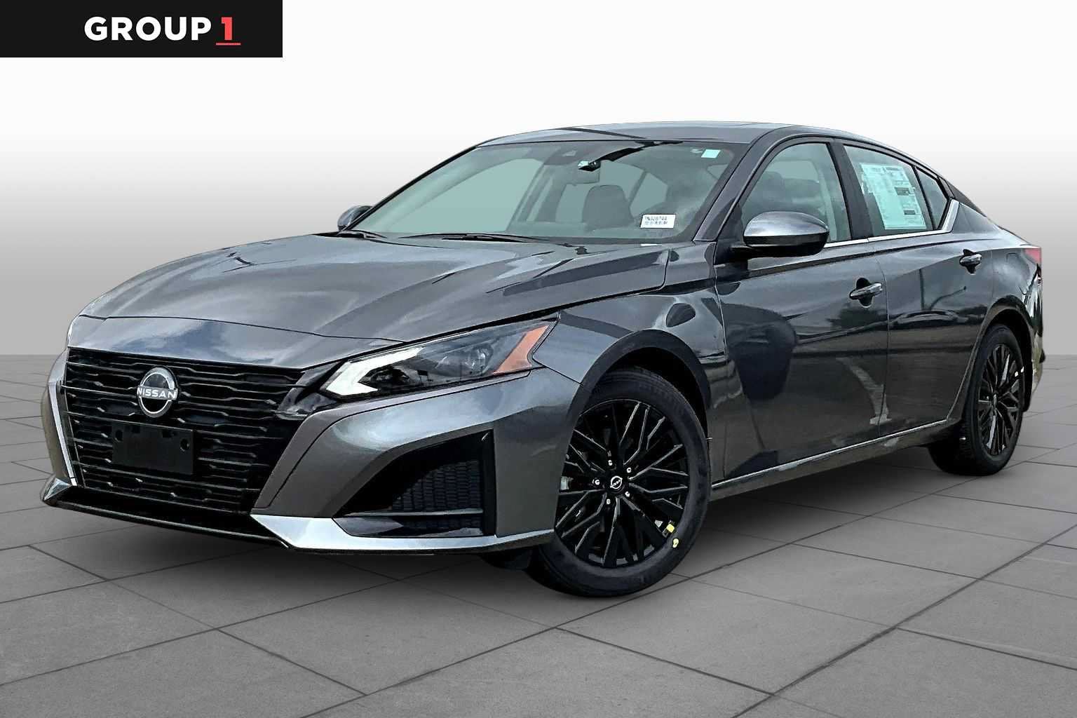 New 2026 Nissan Altima 2.5 SV FWD image 1